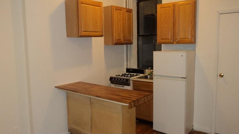 2nd image of 528 E 83rd St APT 2W
