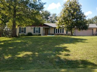307 Forest Trce, Radcliff, KY 40160