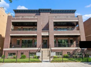 2649 N Racine Ave #2N, Chicago, IL 60614