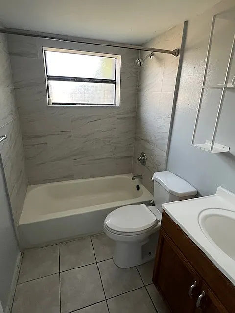 Building Photo - 6735 W 26th Dr #21-5
