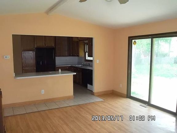 3rd image of 519 N Park Ave