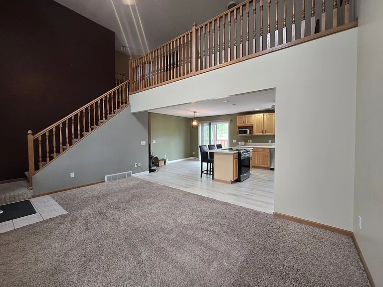 9444 Windsong Ln — Photo 3