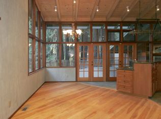 21 Martinez Rd, Woodside, CA 94062