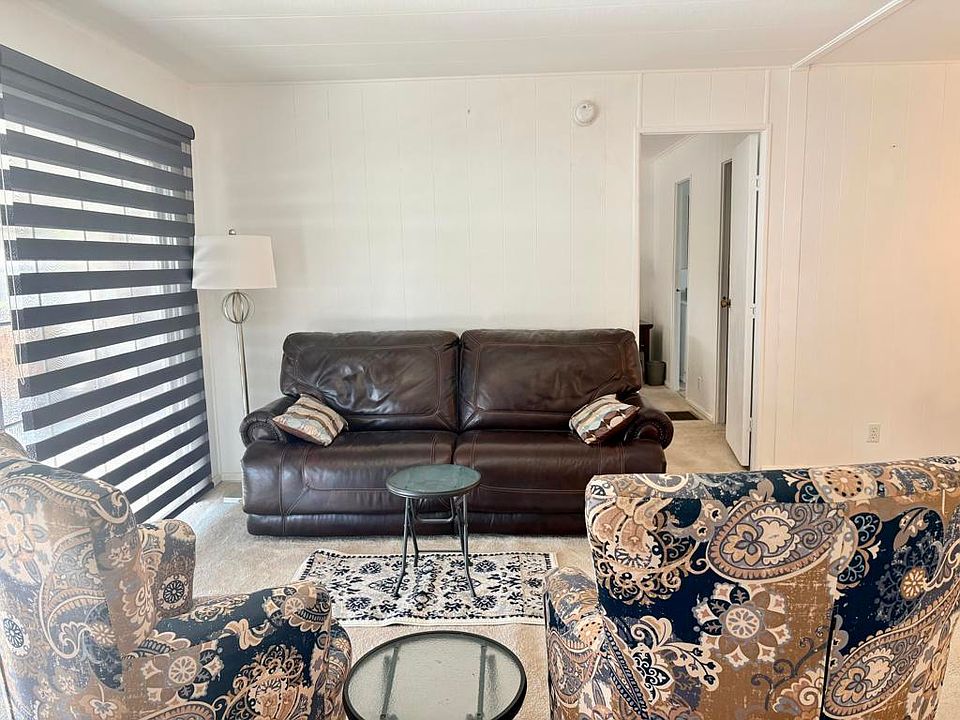 1st image of 70260 Highway 111 Space 70