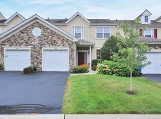 44 Ebersohl Cir #3, Whitehouse Station, NJ 08889