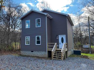106 Carter Ln, Barrackville, WV 26559