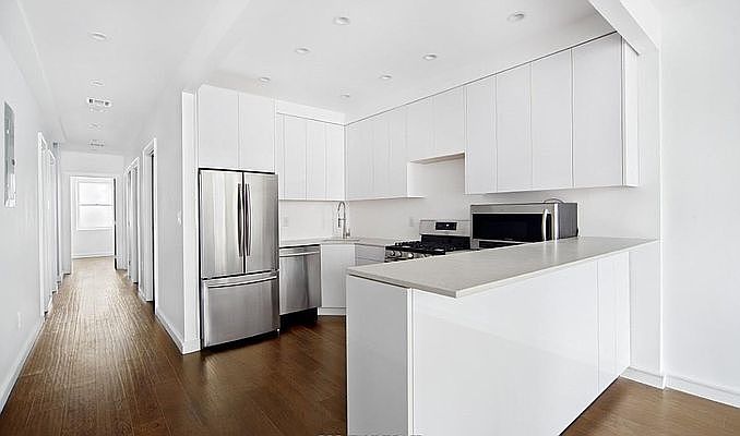 1st image of 123 E 18th St