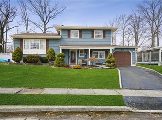 64 Berdine Ct, Colonia, NJ