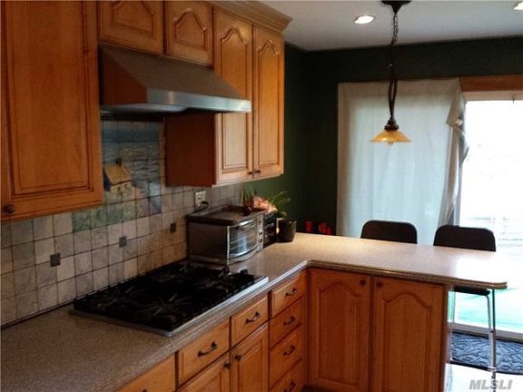 3rd image of 60 Cliftwood Dr