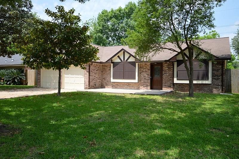 1st image of 19406 Leafwood Ln