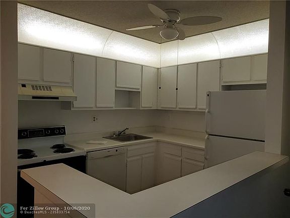 2nd image of 10875 W Clairmont Cir
