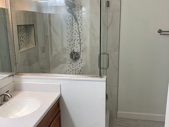 2nd image of 2662 Walnut Dr