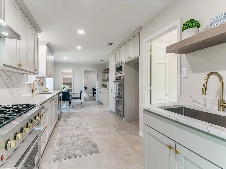 17402 Oakington Ct — Photo 12