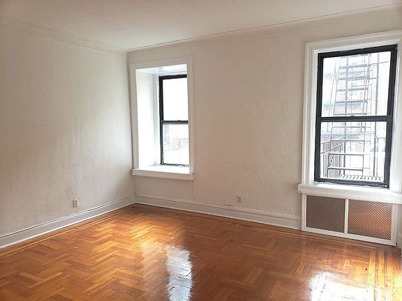 5th image of 141 E 19th St APT 2E