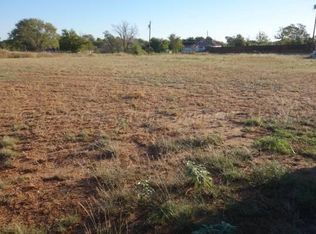 1445 W Harrison St, Memphis, TX 79245