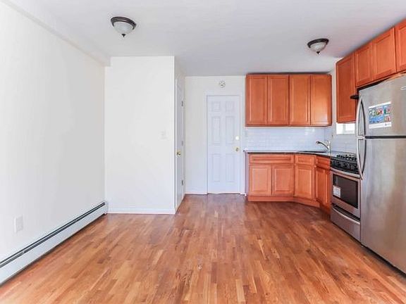 4th image of 10320 217th Ln