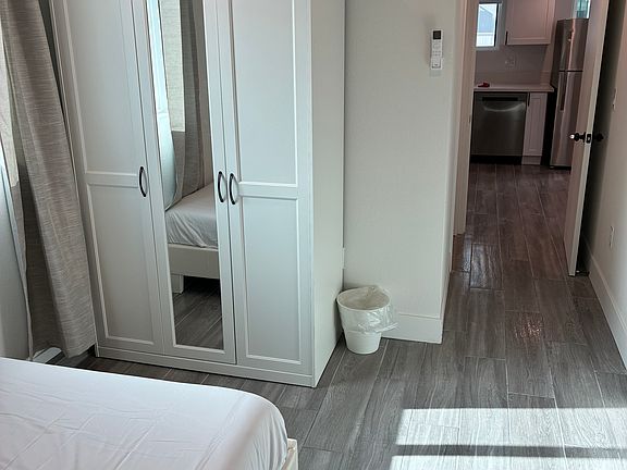 4th image of 1648 W 35th St #1