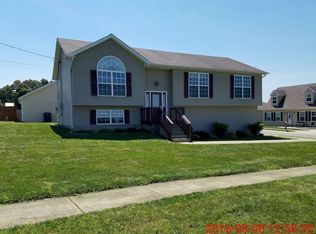 117 Wiselyn Dr, Radcliff, KY 40160