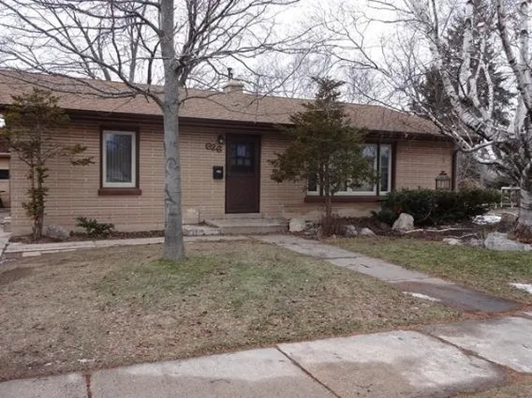 626 Eastern Ave, West Bend, WI 53095