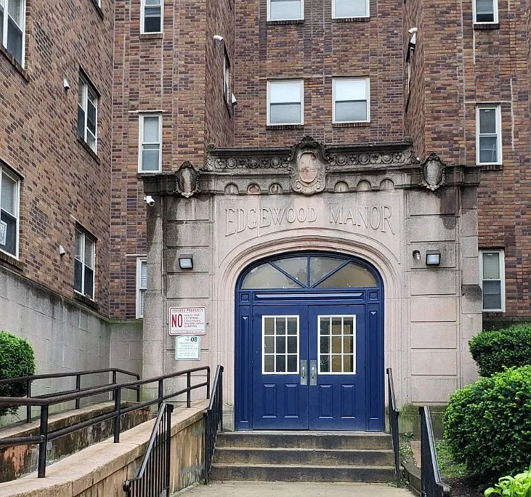 Edgewood Apartments