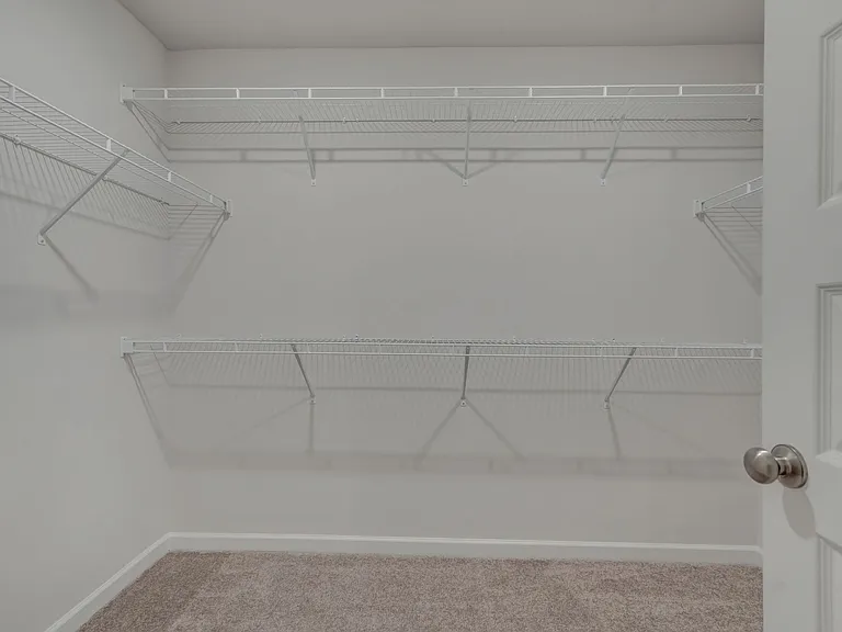720 Emerson Ln — Photo 16