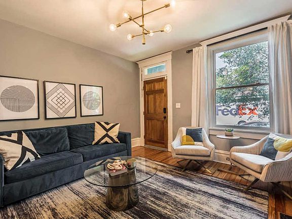 2nd image of 371 Wilber Ave #371