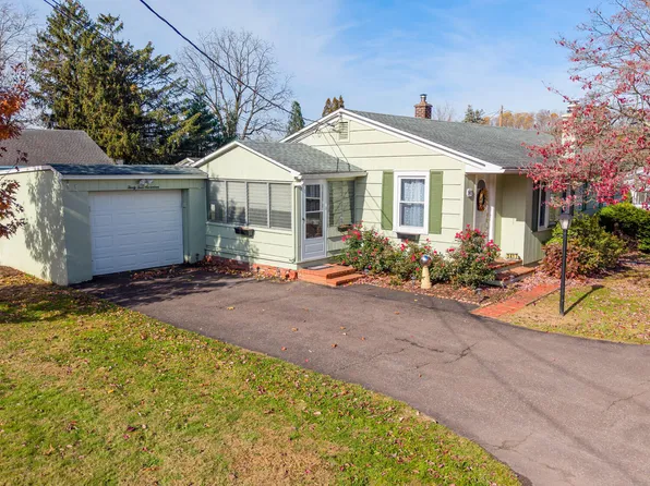 3417 Old Berwick Rd, Bloomsburg, PA 17815