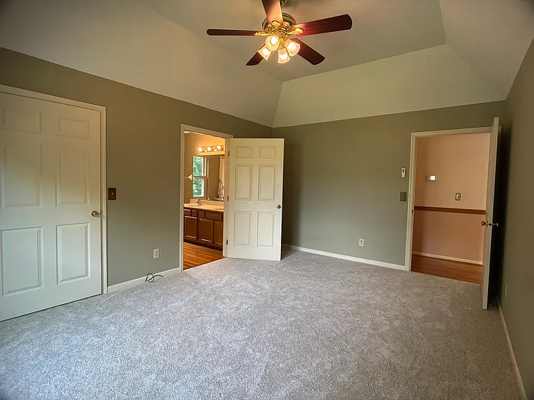 6400 Belmont Park Ct — Photo 15