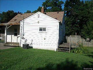 5th image of 6169 McGuire St