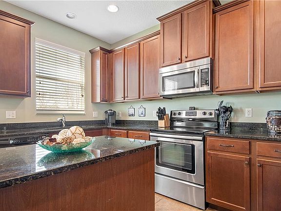 5th image of 15114 Montesino Dr