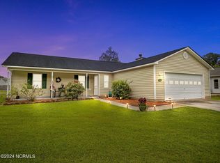 204 Auburn Ct, Jacksonville, NC 28540