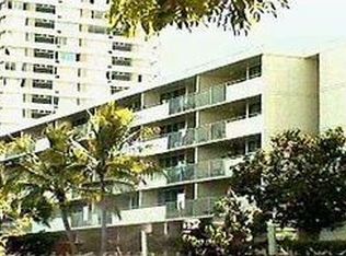 5400 Likini St APT 206, Honolulu, HI 96818
