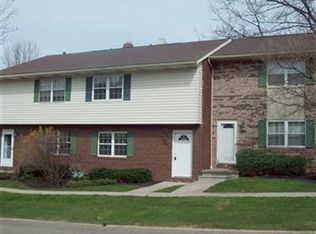 4454 Sandlewood Dr, Kent, OH