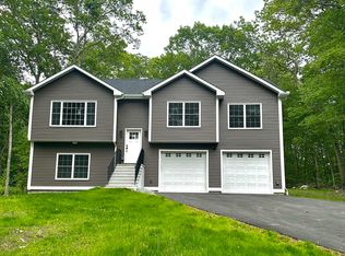 74 N Wawecus Hill Rd, Norwich, CT 06360