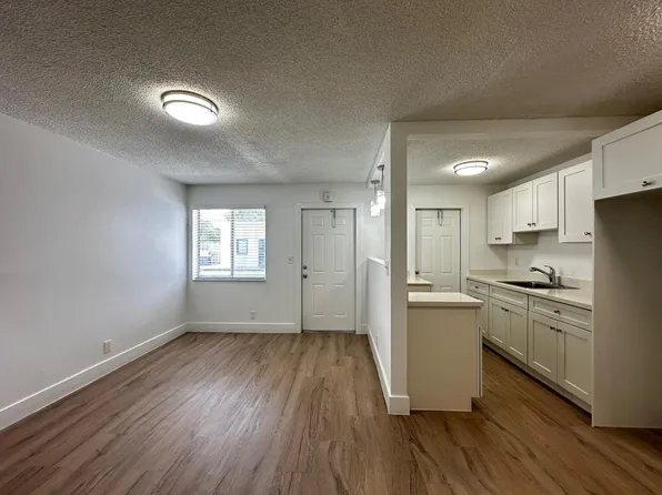 2331 Arthur St, Hollywood, FL 33020