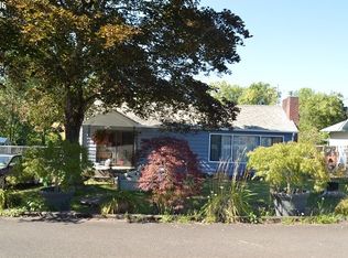 139 W 2nd St, Lowell, OR 97452