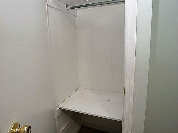 4th image of 426 E 5th St #1