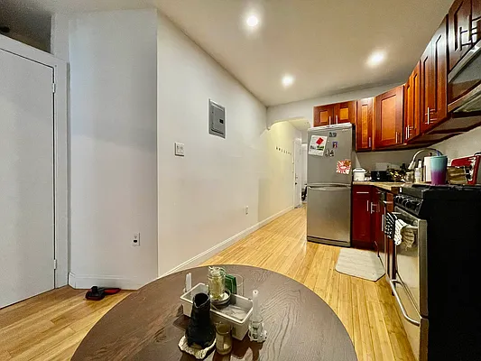 Rented by J Misrahi Realty Corp | media 6