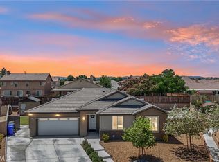 13416 Maxwell Ct, Victorville, CA 92395