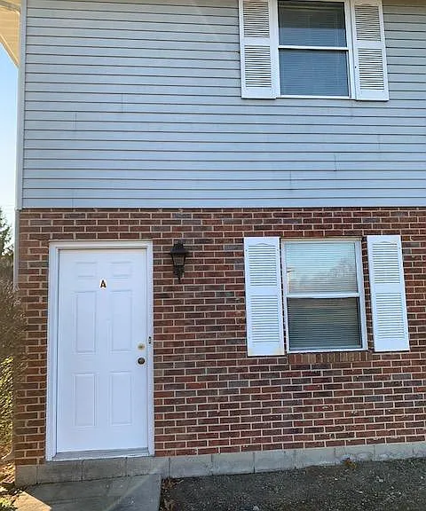 755 Larch St #A — Photo 1