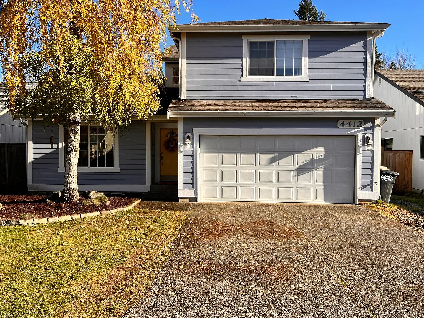 Great Neighborhood 3bd/ 2.5 Avail. Nov. 10th — Photo 1