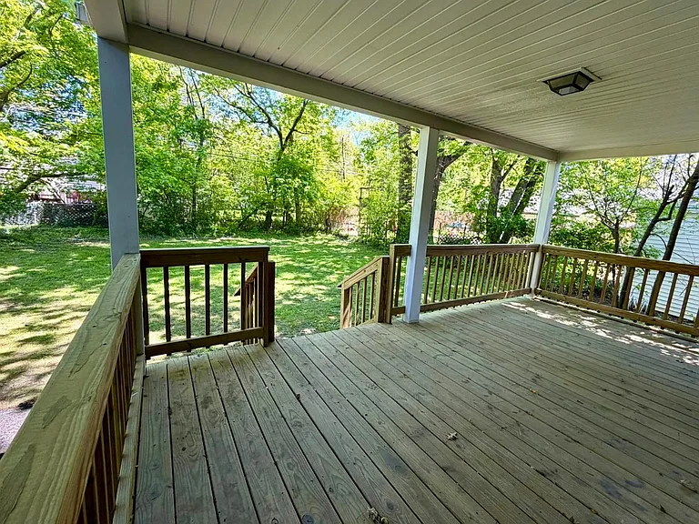 1699 Warrensville Center Rd — Photo 17