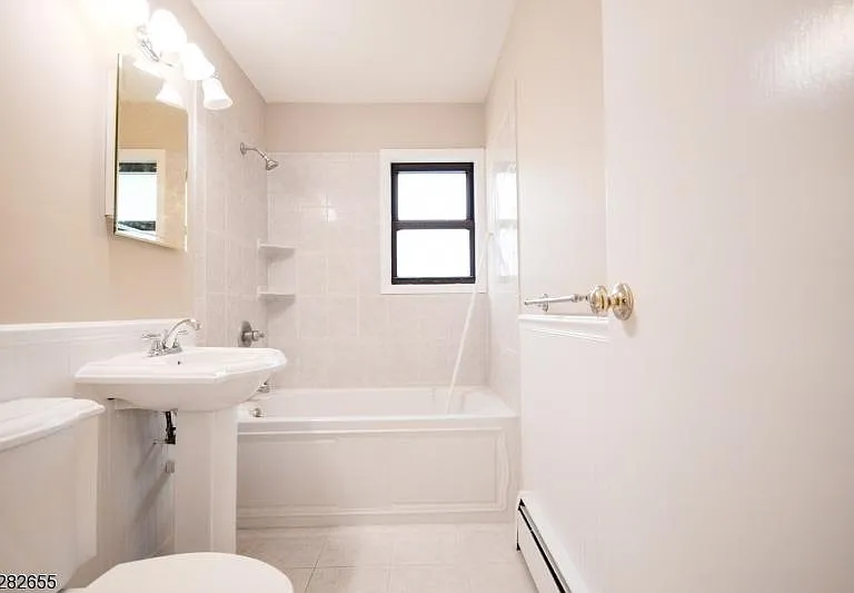 1 Colonial Dr #1B — Photo 9