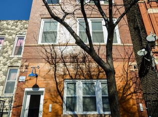 1724 W 21st St #2F, Chicago, IL 60608