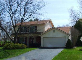 40405 Village Wood Rd, Novi, MI 48375