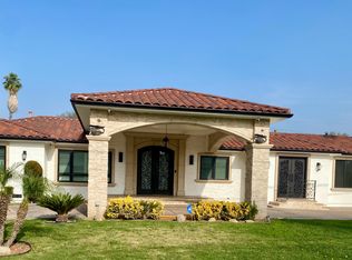 8145 Valdina Dr, Downey, CA 90240