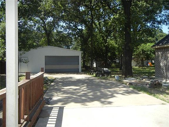 4th image of 4008 Ivey St