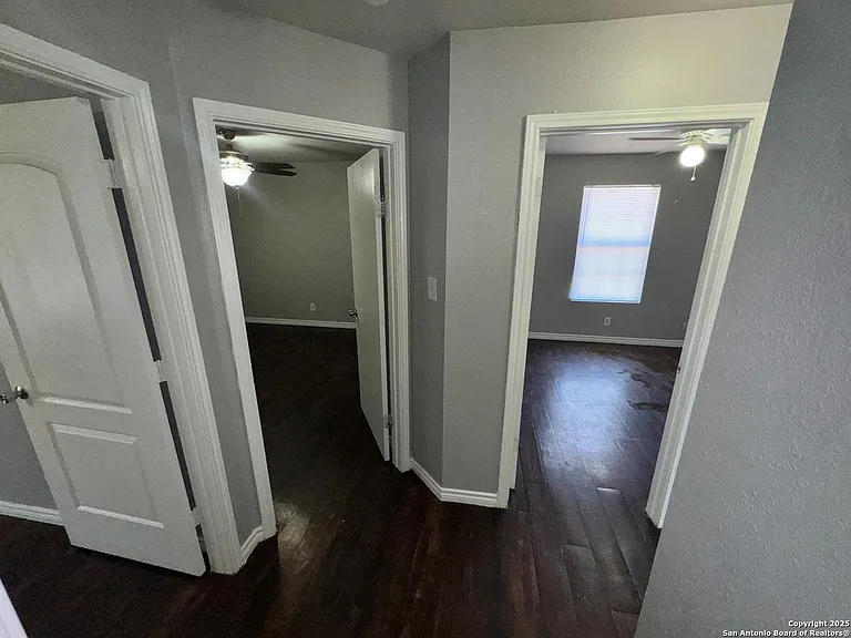 830 W Hutchins Pl #11 — Photo 6
