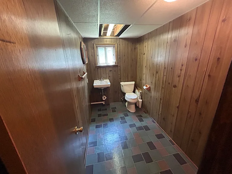 2516 Berkley Rd — Photo 27