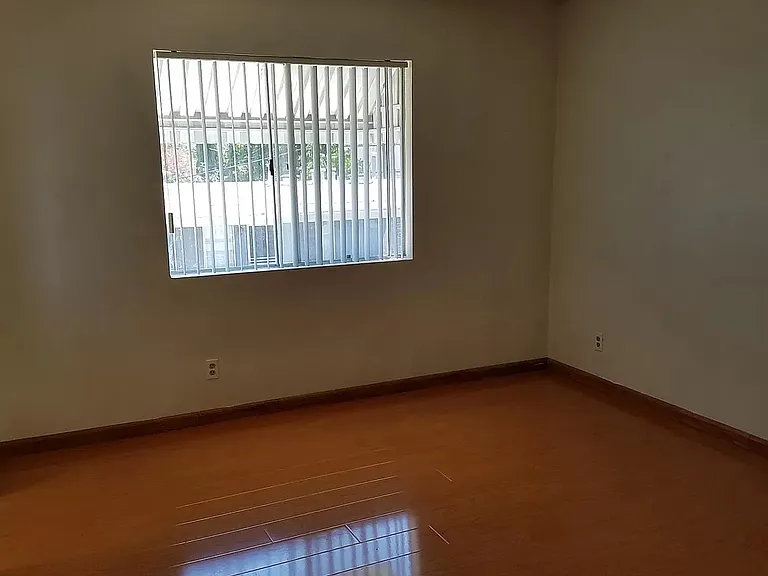 115 Maynard St #202 — Photo 10